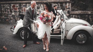 Bride arriving at the Omagh Meeting House