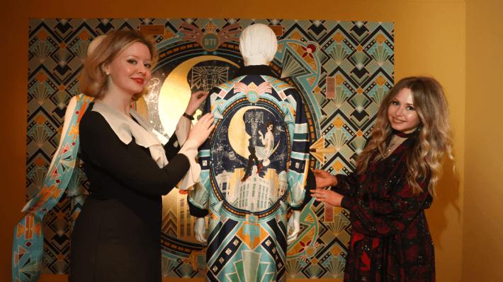 Charlotte Reynolds on the left of a mannequin wearing a 1920 style kimono, with designer Sara O'Neill on the right 